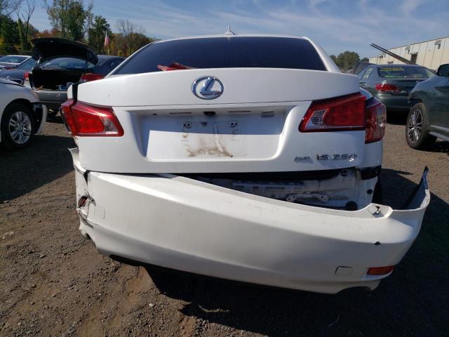 JTHCF5C28B5051563 - 2011 LEXUS IS 250 WHITE photo 6