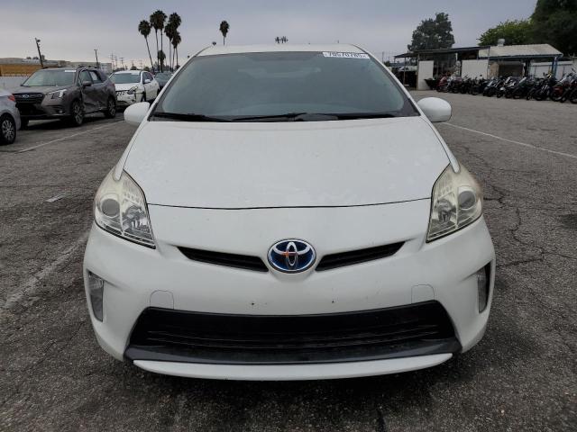 JTDKN3DUXD5688557 - 2013 TOYOTA PRIUS WHITE photo 5