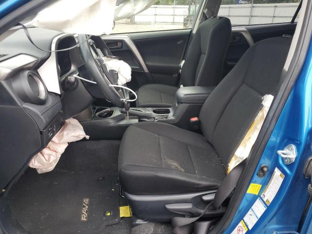 JTMBFREV7GJ092194 - 2016 TOYOTA RAV4 LE BLUE photo 7