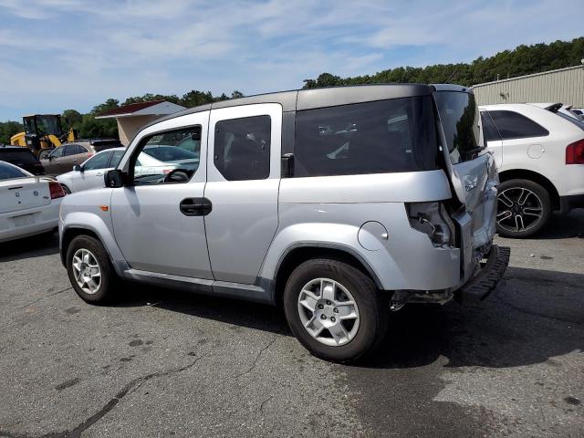 5J6YH2H34AL006240 - 2010 HONDA ELEMENT LX SILVER photo 2