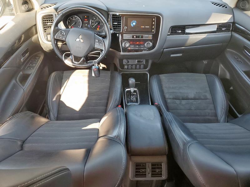 JA4AD3A32KZ012548 - 2019 MITSUBISHI OUTLANDER SE رمادي صورة 8