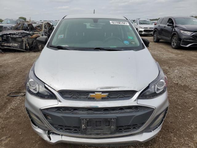 KL8CB6SA7KC719255 - 2019 CHEVROLET SPARK LS SILVER photo 5