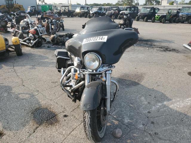 1HD1FCR16WY607769 - 1998 HARLEY-DAVIDSON FLHTCUI 黑色 照片 2