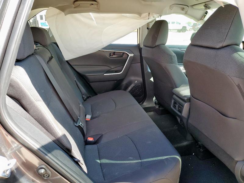 2T3H1RFV1RC294557 - 2024 TOYOTA RAV4 LE GRAY photo 11