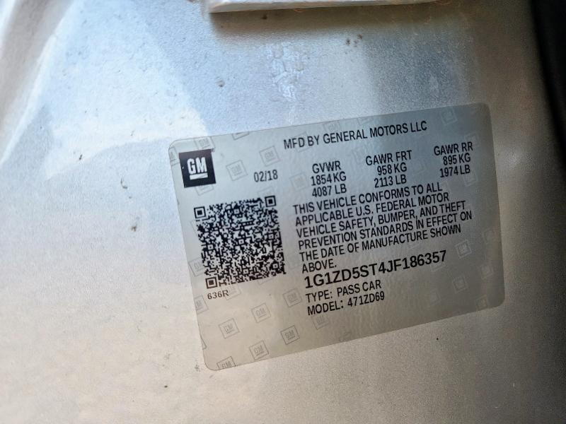 1G1ZD5ST4JF186357 - 2018 CHEVROLET MALIBU LT 银色 照片 12