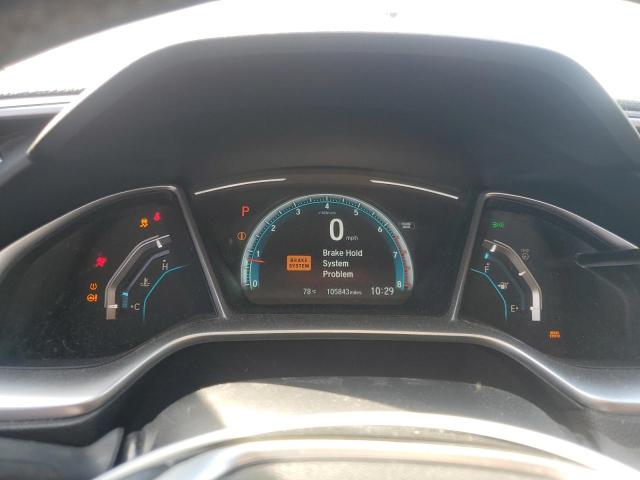 JHMFC1F32JX012070 - 2018 HONDA CIVIC EX WHITE photo 9