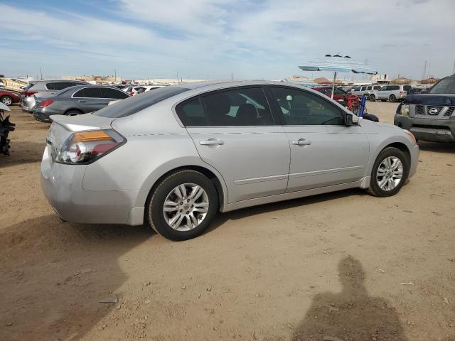 1N4AL2AP2CN565026 - 2012 NISSAN ALTIMA BASE SILVER photo 3