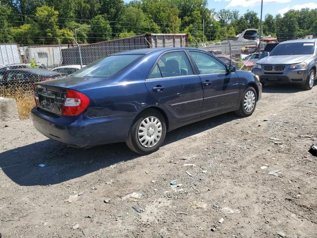 4T1BE32K43U653255 - 2003 TOYOTA CAMRY LE BLUE photo 3