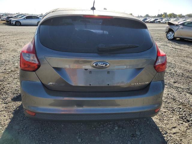 1FADP3N29EL255119 - 2014 FORD FOCUS TITANIUM GRAY photo 6