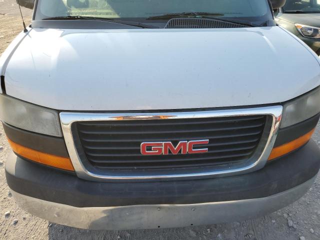 1GTW7FCA9E1908574 - 2014 GMC SAVANA G2500 WHITE photo 11