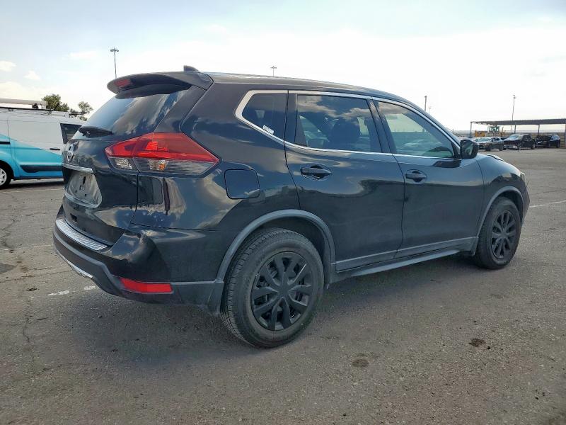 KNMAT2MTXJP619841 - 2018 NISSAN ROGUE S Սև լուսանկար 3