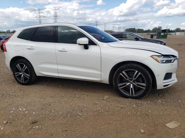 LYVA22RK1JB117637 - 2018 VOLVO XC60 T6 Beyaz fotoğraf 4