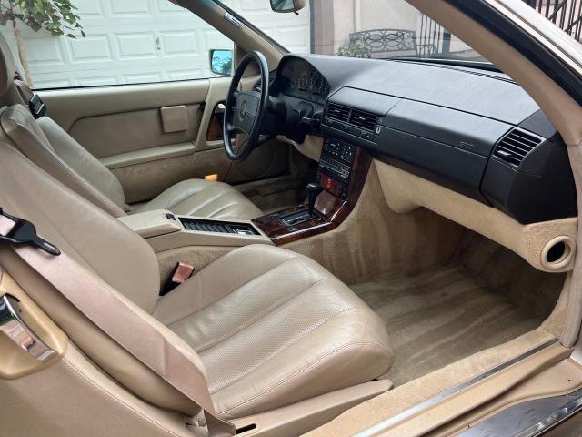 WDBFA66E3NF037396 - 1992 MERCEDES-BENZ 500 SL BEIGE photo 5