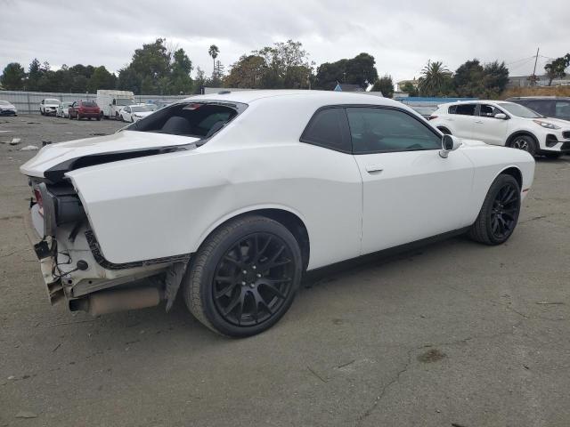 2C3CDZAG2GH107840 - 2016 DODGE CHALLENGER SXT WHITE photo 3