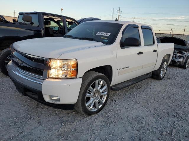 3GCEC13J67G539705 - 2007 CHEVROLET SILVERADO C1500 CREW CAB WHITE photo 1