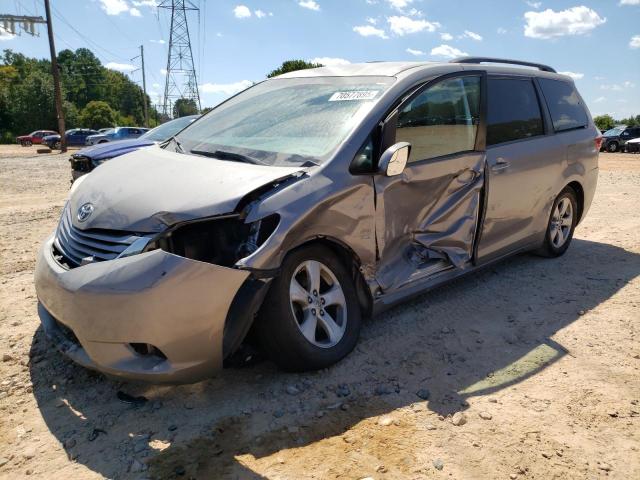 2015 TOYOTA SIENNA LE, 