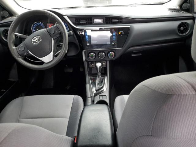 2T1BURHE9HC833038 - 2017 TOYOTA COROLLA L 灰色 照片 8