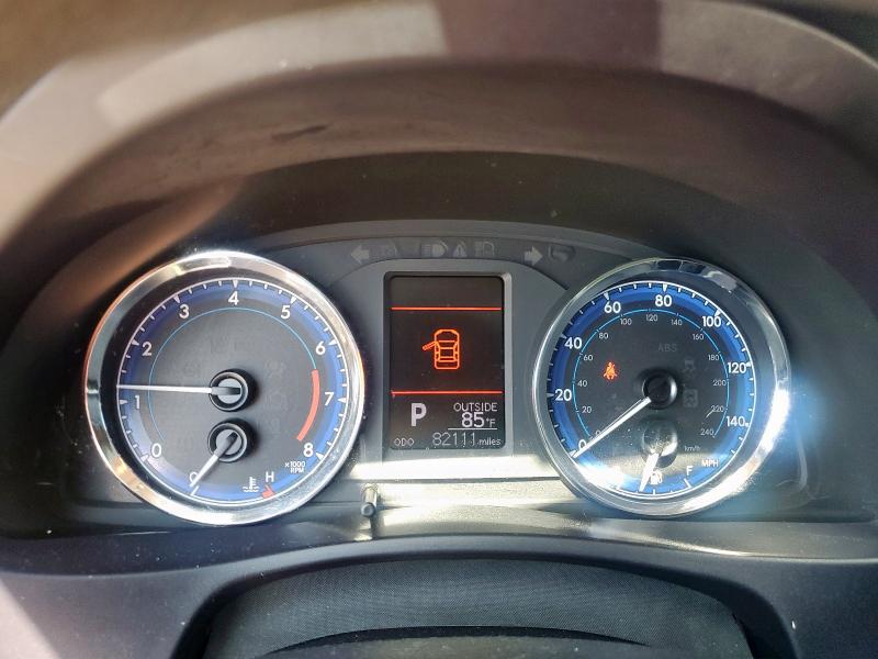 5YFBURHE1JP843200 - 2018 TOYOTA COROLLA L 白色 照片 9