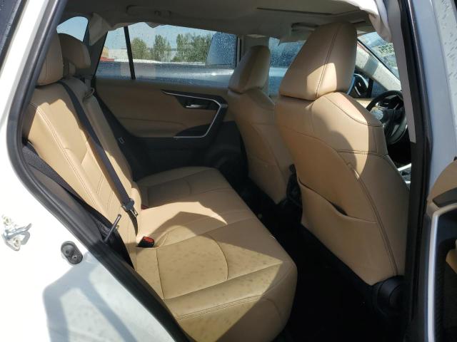 2T3R1RFV9MC223801 - 2021 TOYOTA RAV4 XLE WHITE photo 11
