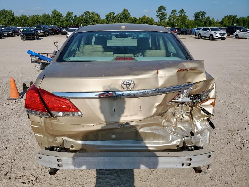 4T1BK3DBXBU371304 - 2011 TOYOTA AVALON BASE ذهبي صورة 6