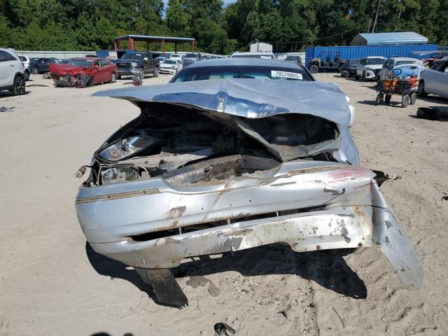 1LNFM82W0WY734500 - 1998 LINCOLN TOWN CAR SIGNATURE SILVER photo 5