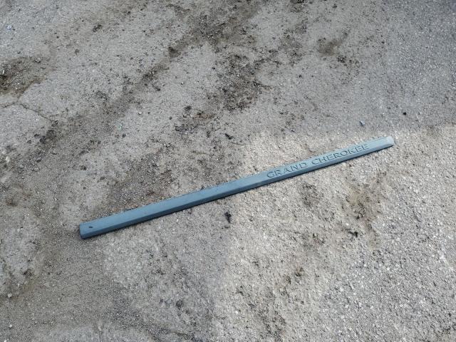 1J8GR48KX8C123180 - 2008 JEEP GRAND CHER LAREDO ნაცრისფერი ფოტო 13