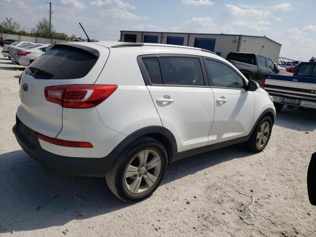 KNDPB3A26C7313060 - 2012 KIA SPORTAGE BASE WHITE photo 3