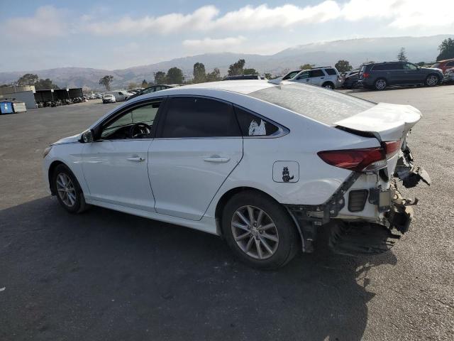 5NPE24AF0KH762714 - 2019 HYUNDAI SONATA SE თეთრი ფოტო 2