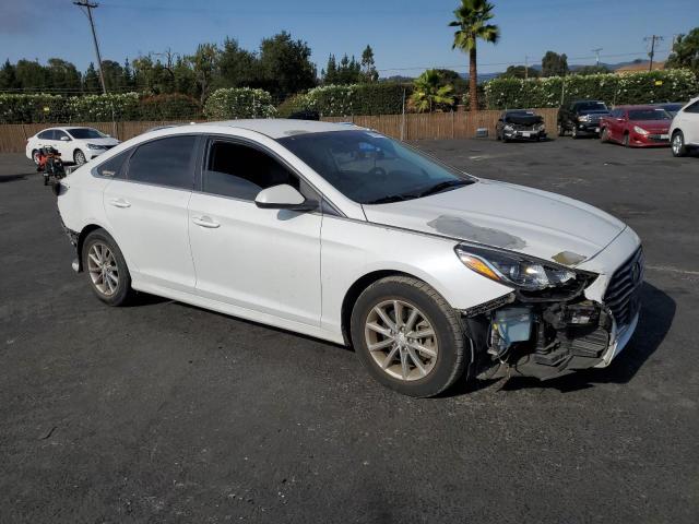 5NPE24AF0KH762714 - 2019 HYUNDAI SONATA SE თეთრი ფოტო 4