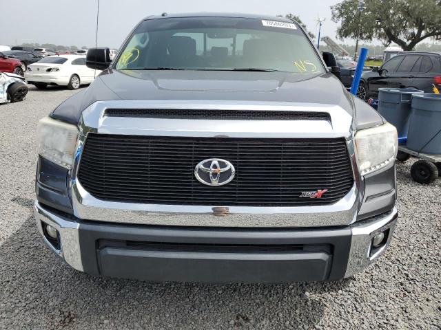 5TFRM5F13FX092908 - 2015 TOYOTA TUNDRA DOUBLE CAB SR/SR5 CHARCOAL photo 5