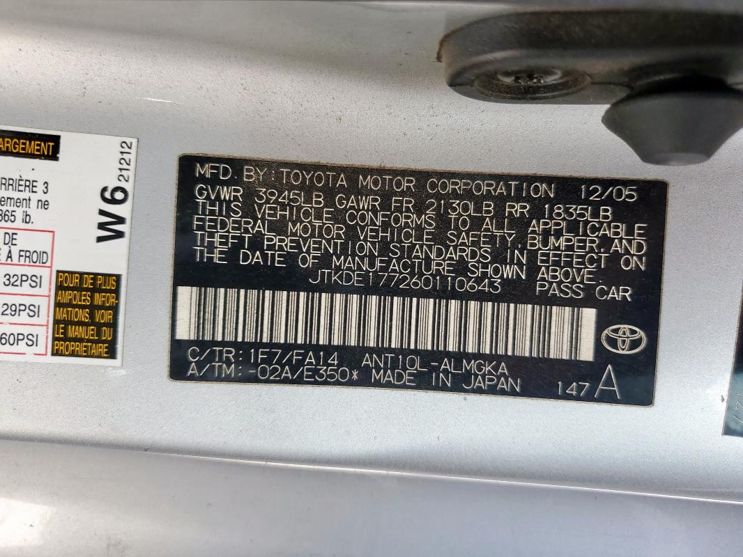 JTKDE177260110643 - 2006 TOYOTA SCION TC SILVER photo 12