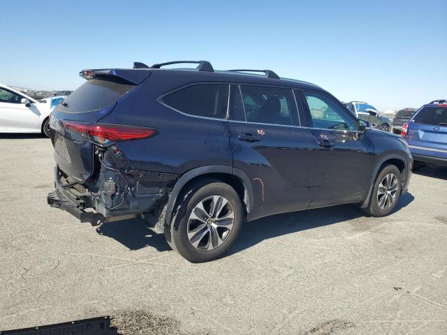 5TDHZRBH9MS156864 - 2021 TOYOTA HIGHLANDER XLE 蓝色 照片 3