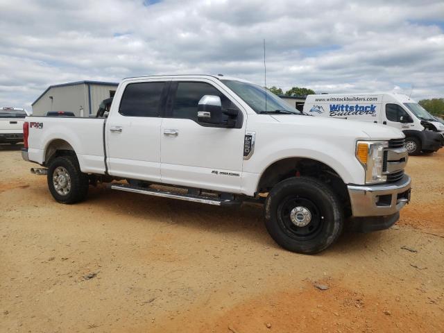 1FT7W2BT8HEF10756 - 2017 FORD F250 SUPER DUTY WHITE photo 4