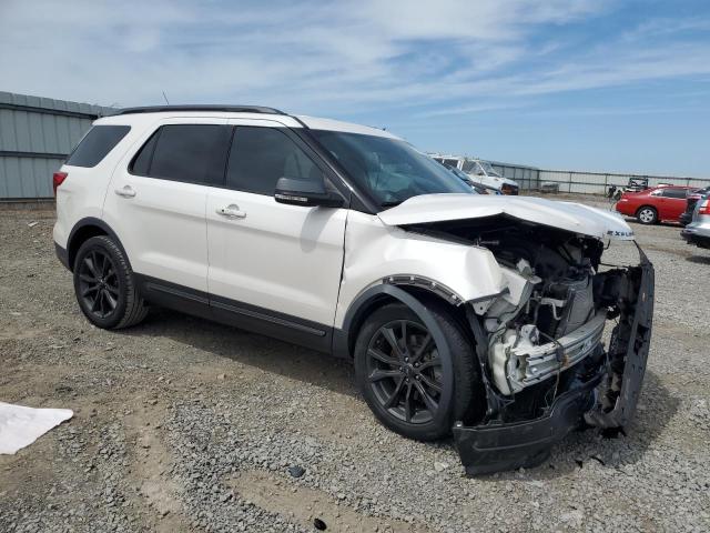 1FM5K7D85JGB03279 - 2018 FORD EXPLORER XLT WHITE photo 4