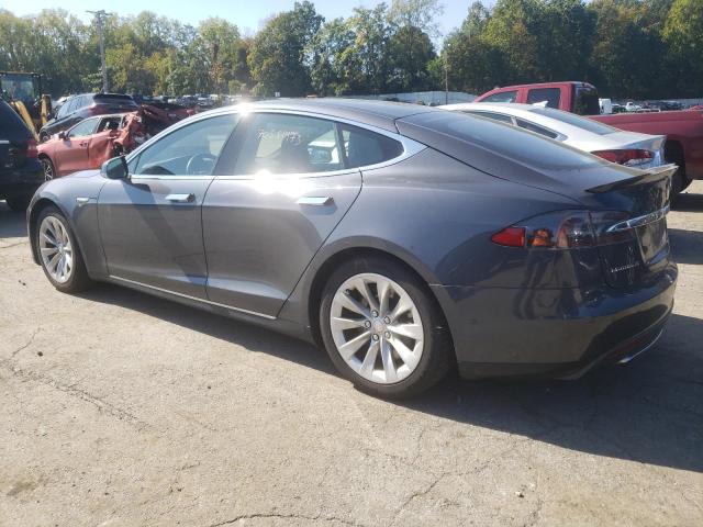 5YJSA1E28GF135356 - 2016 TESLA MODEL S Gris foto 2