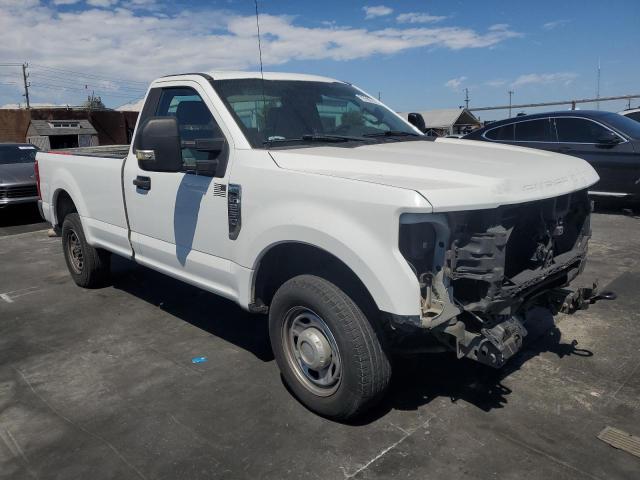 1FTBF2A68KEF79010 - 2019 FORD F250 SUPER DUTY თეთრი ფოტო 4