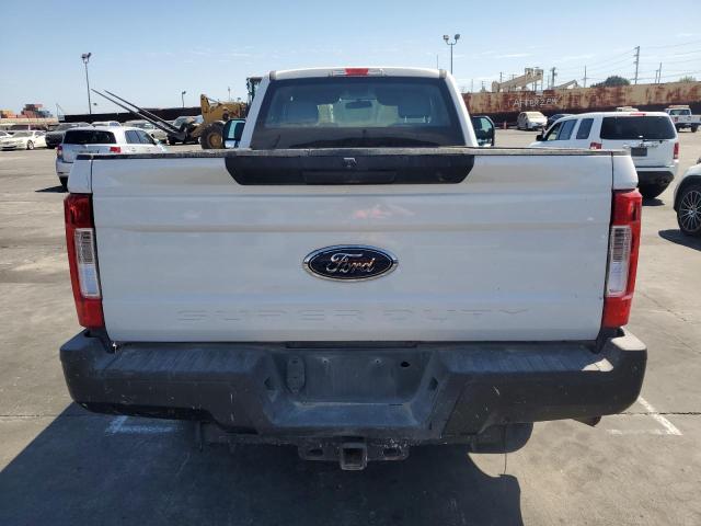 1FTBF2A68KEF79010 - 2019 FORD F250 SUPER DUTY თეთრი ფოტო 6