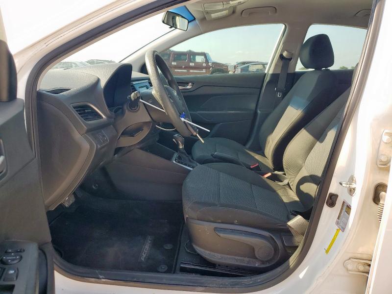 3KPC24A32JE010593 - 2018 HYUNDAI ACCENT SE 白色 照片 7