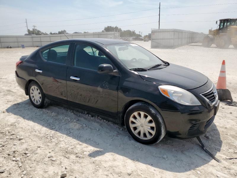3N1CN7AP9CL857303 - 2012 NISSAN VERSA S Սև լուսանկար 4