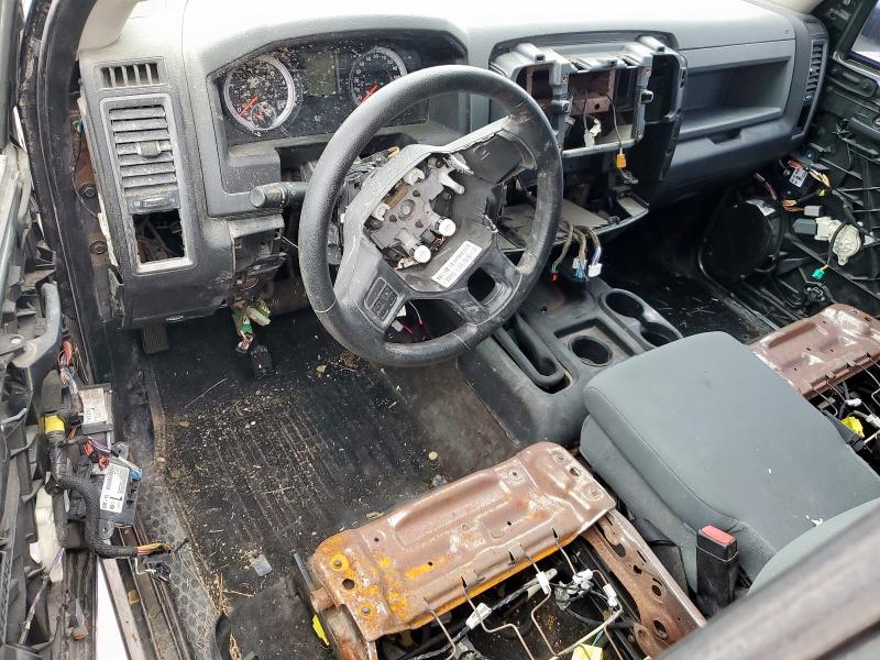 3C6UR5CL2DG546172 - 2013 RAM 2500 ST 灰色 照片 8