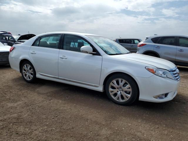4T1BK3DB4CU463235 - 2012 TOYOTA AVALON BASE WHITE photo 4