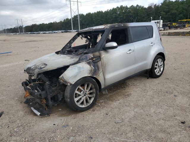 KNDJP3A59J7586637 - 2018 KIA SOUL + SILVER photo 1
