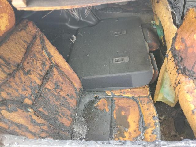 KNDJP3A59J7586637 - 2018 KIA SOUL + SILVER photo 10