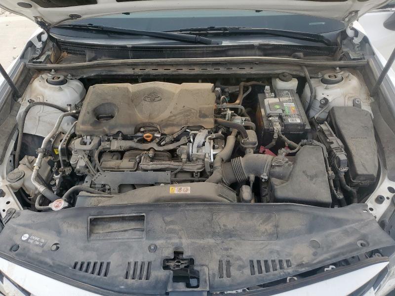 4T1C11AK2LU929390 - 2020 TOYOTA CAMRY LE WHITE photo 11