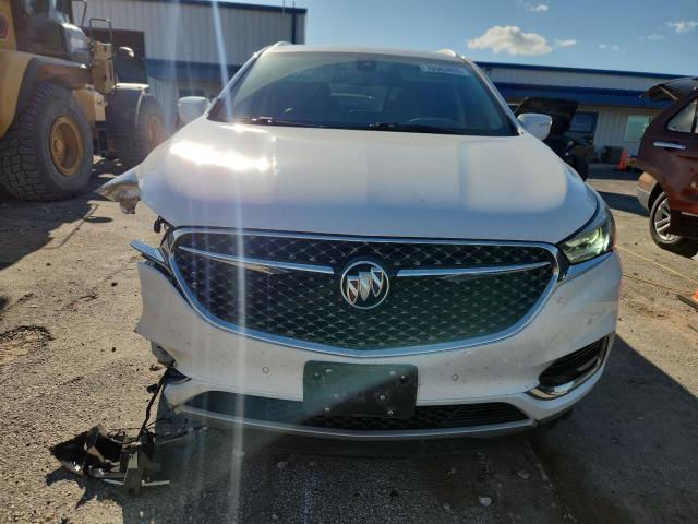 5GAEVCKW1KJ117286 - 2019 BUICK ENCLAVE AVENIR WHITE photo 5