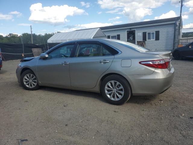 4T1BF1FK6HU302656 - 2017 TOYOTA CAMRY LE CREAM photo 2