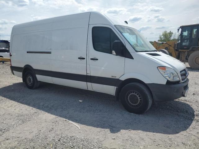 WD3PE8CC3D5808690 - 2013 MERCEDES-BENZ SPRINTER 2500 WHITE photo 4