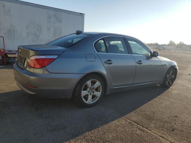 WBANV93588CZ65263 - 2008 BMW 535 XI SILVER photo 3