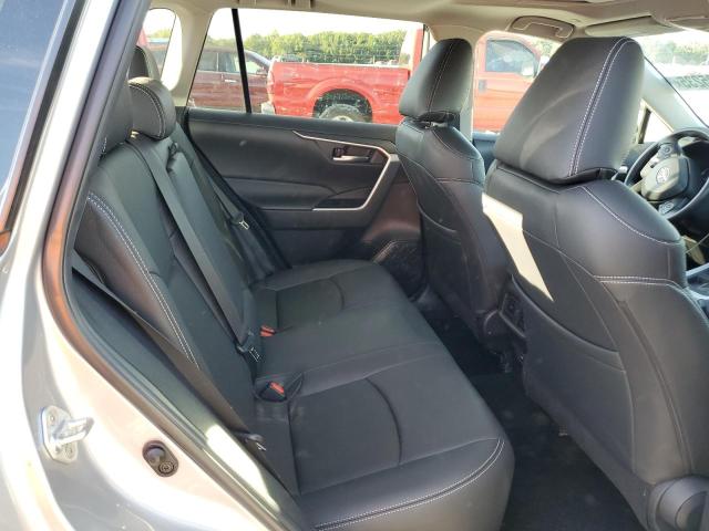 2T3W1RFVXPW247515 - 2023 TOYOTA RAV4 XLE SILVER photo 11
