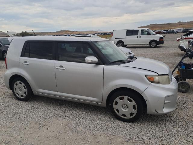 JTLZE4FE8CJ016887 - 2012 TOYOTA SCION XB Серебристый фото 4